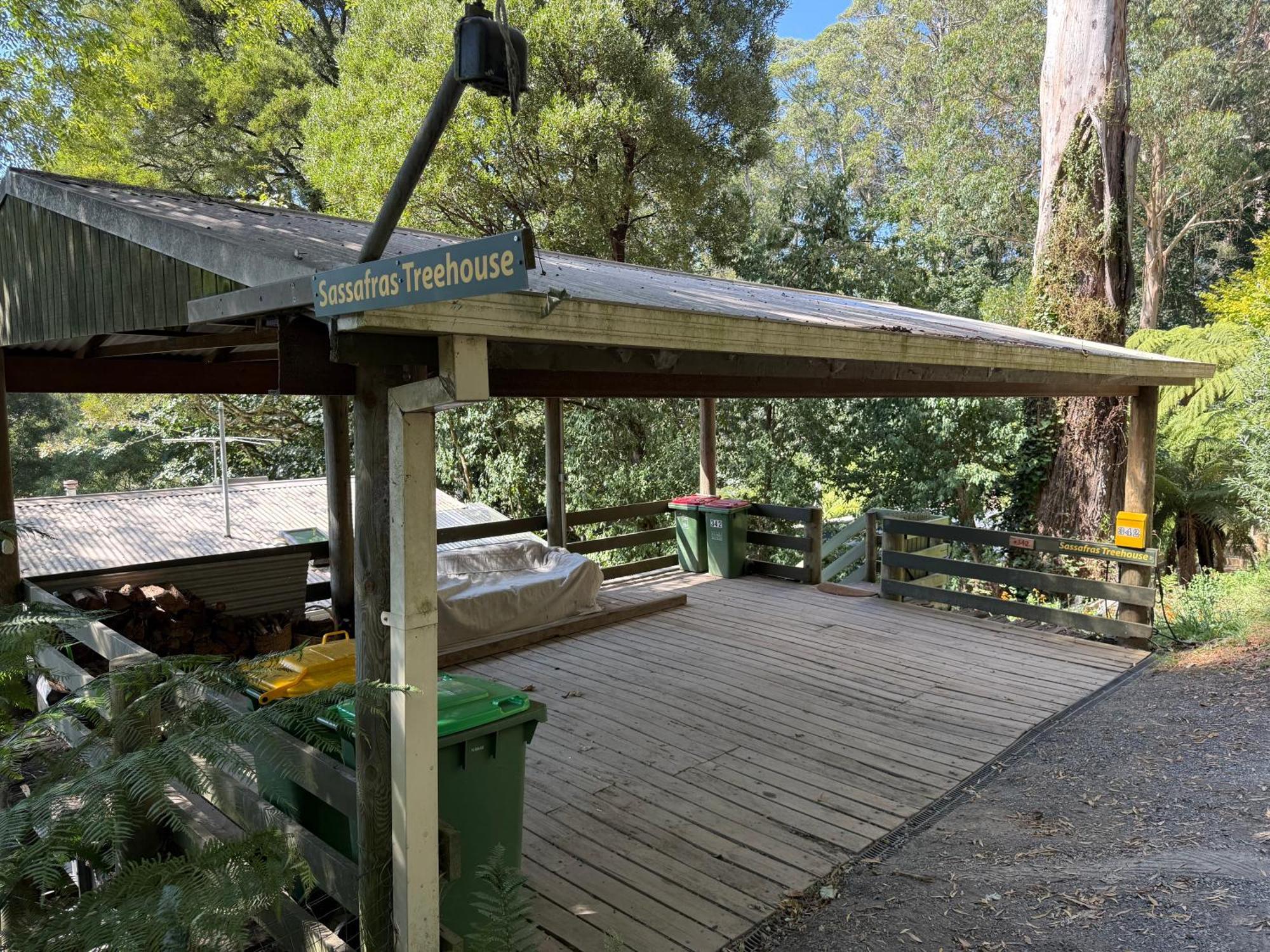 Sassafras Treehouse Private Home In The Dandenong Ranges, Victoria Ngoại thất bức ảnh